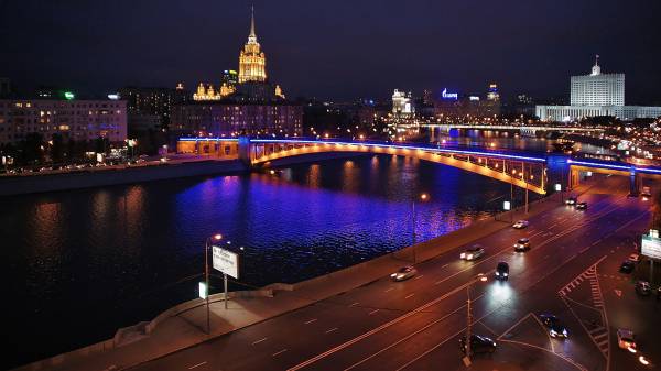 Вечерние огни Москвы