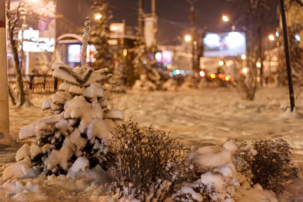 Зима в городе ночью